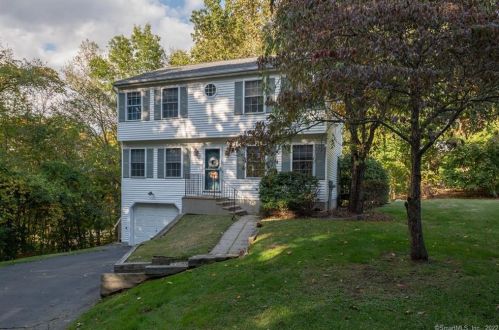 193 Kneen St, Huntington, CT 06484 exterior