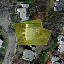 172 Kirkstall Rd, Newton, MA 02460 aerial view