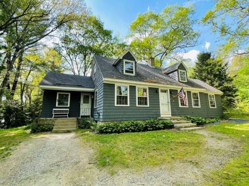 175 Brook St, Carlisle, MA 01741 exterior