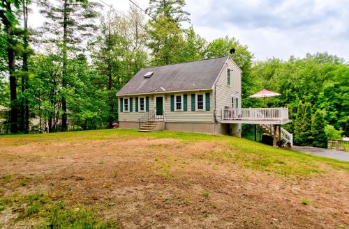 307 High Range Rd, Londonderry, NH 03053 exterior
