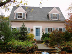 4 Beverly Rd, Newton, MA 02461 exterior