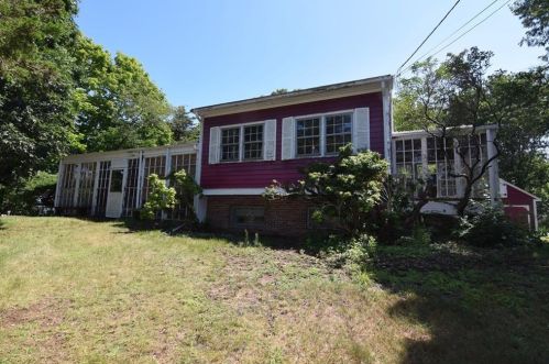 34 Langworthy Rd, Westerly, RI 02891 exterior
