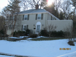 82 Bound Brook Rd, Newton, MA 02461 exterior
