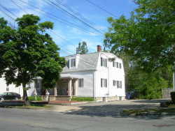 307 California St, Newton, MA 02458 exterior