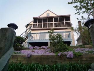 21 Crescent Ave, East Providence, RI 02915 exterior