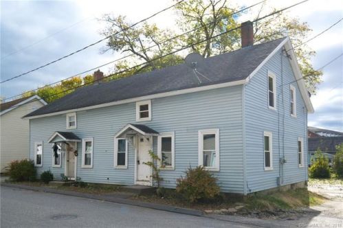 19 Church St, Killingly, CT 06241 exterior