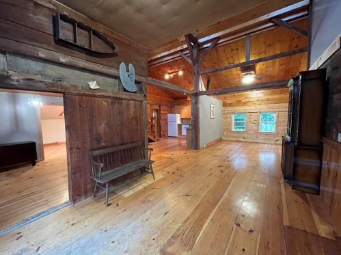 96 Washington Rd, Waldoboro, ME 04572 exterior