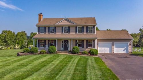 35 Piper Ln, Somers, CT 06071 exterior