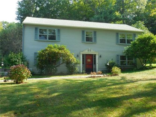 32 Whippoorwill Rd, Bethel, CT 06801 exterior