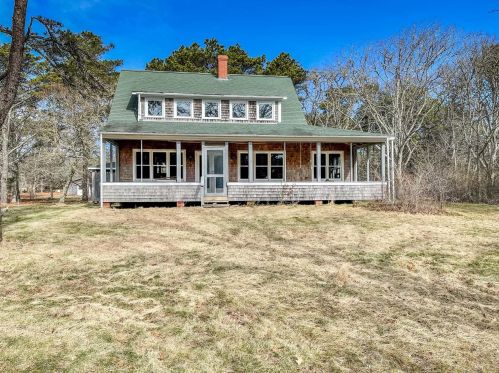 20 Old Indian Trl, Edgartown, MA 02539 exterior