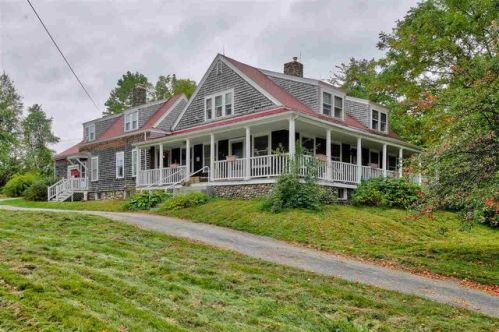 249 Bay Hill Rd, Tilton, NH 03276 exterior