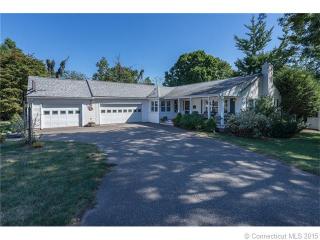 8 Stoner Ter, Portland, CT 06480 exterior