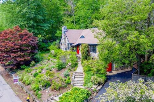 57 Louders Ln, Boston, MA 02130 exterior