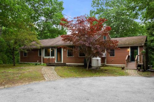 56 Perry Rd, Rindge, NH 03461 exterior