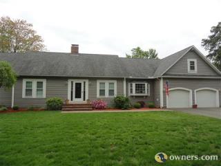 7 Ivy Ave, Montgomery, MA 01085 exterior