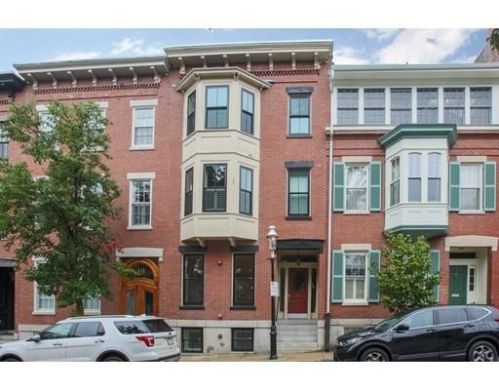 42 Winthrop St, Roxbury-Xing, MA 02129 exterior