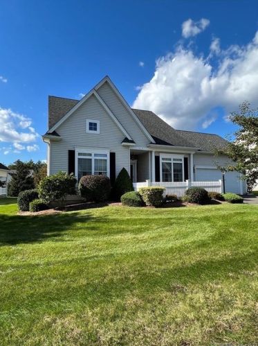 214 Brian Ln, Windsor, CT 06095 exterior