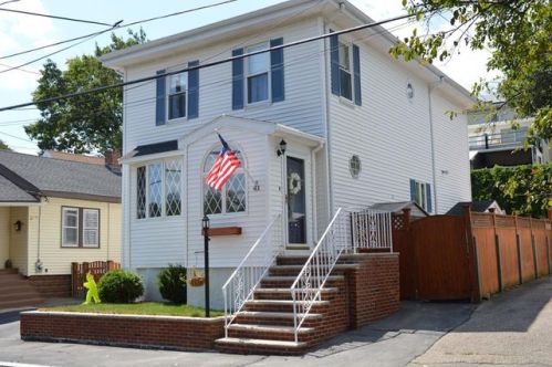 41 Circuit Rd, Medford, MA 02155 exterior