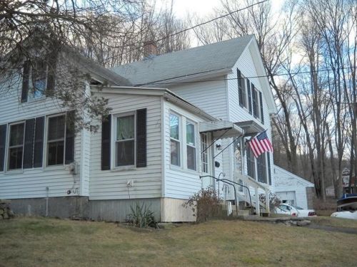 54 High St, Monson, MA 01057 exterior