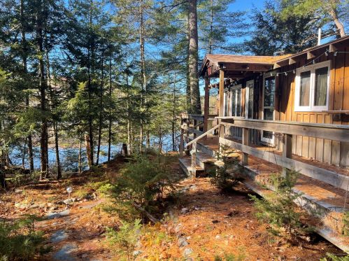48 Channel Loop, Hiram, ME 04041 exterior