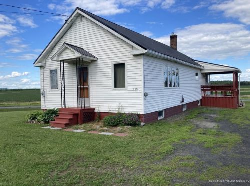 259 Centerline Rd, Presque Isle, ME 04769 exterior