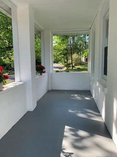 236 Matianuck Ave, Windsor, CT 06095 exterior