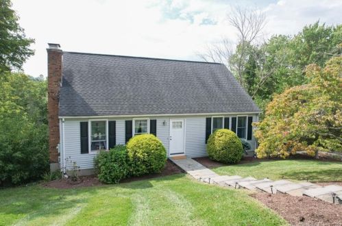 24 Ox Dr, Brookfield Center, CT 06804 exterior