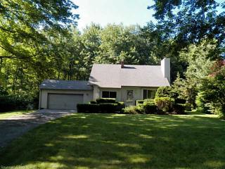 20 Candee Rd, Waterbury, CT 06712 exterior