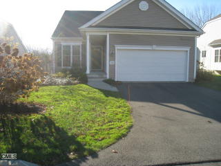 136 Country Club Dr, Seymour, CT 06478 exterior