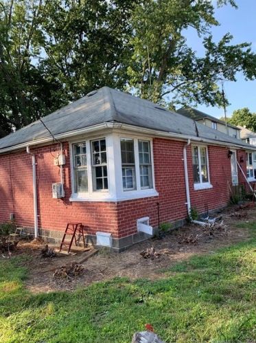 563 Pearl Harbor St, Bridgeport, CT 06610 exterior