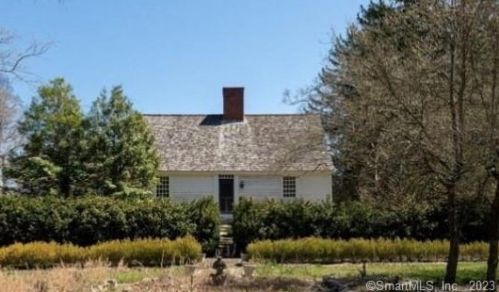 59 Hidden Lake Rd, Higganum, CT 06441 exterior