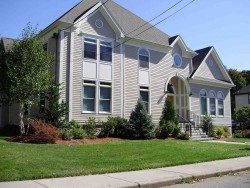 104 Adams Ave, Newton, MA 02465 exterior