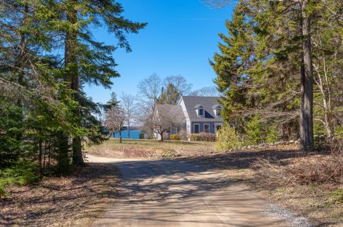 74 Woods Way, Harpswell, ME 04079 exterior
