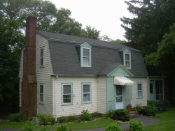 125 Herrick Cir, Newton, MA 02459 exterior