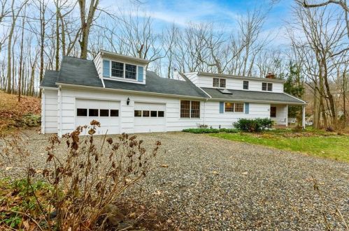 27 Chessor Ln, Wilton, CT 06897 exterior