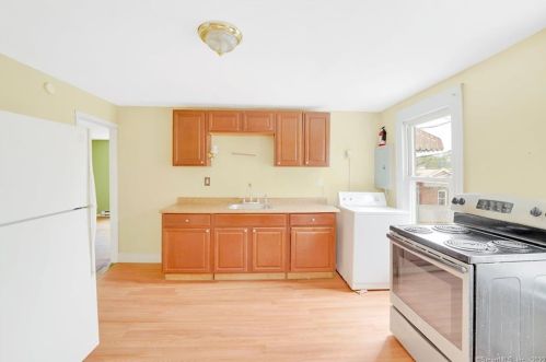 44 Gilbert St #1, Waterbury, CT 06702 exterior