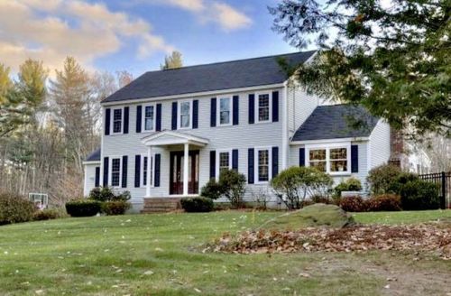 11 Hills Farm Rd, Chester, NH 03036 exterior