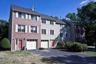 5 Lynn Dr, Merrimack, NH 03054 exterior