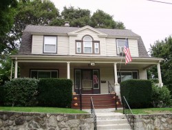 19 Owatonna St, Newton, MA 02466 exterior