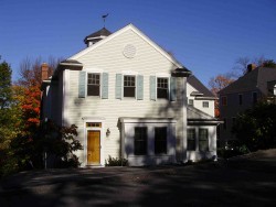 108 Herrick Rd, Newton, MA 02459 exterior