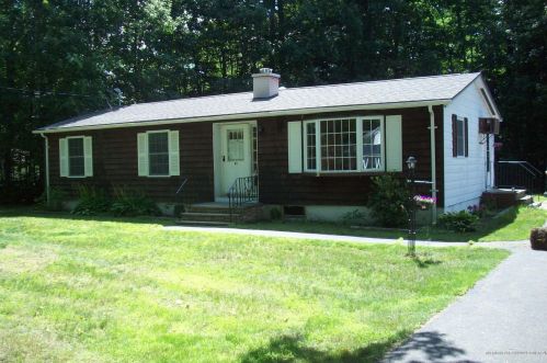 45 Parkview Ter, Augusta, ME 04330 exterior