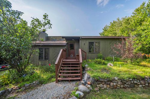 332 Beacon Hill Rd, Pembroke, NH 03275 exterior