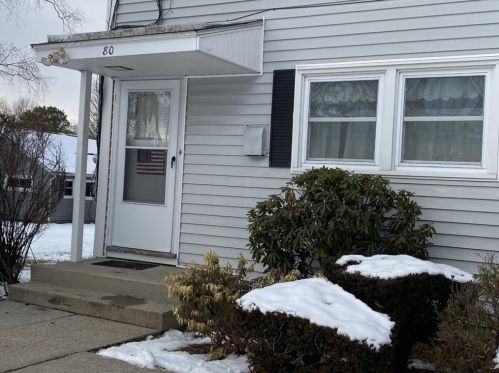 80 Partridge Ln, Chicopee, MA 01022 exterior