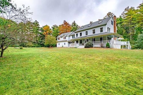 8 Big Pine Dr, Topsham, ME 04086 exterior