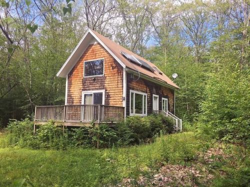 161 Nichewaug Rd, Petersham, MA 01366 exterior