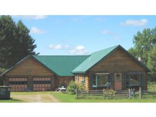 271 Pleasant Valley Rd, Lancaster, NH 03584 exterior