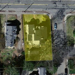 992 Beacon St, Newton, MA 02459 aerial view