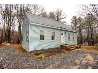 456 Barnard Hill Rd, Weare, NH 03281 exterior