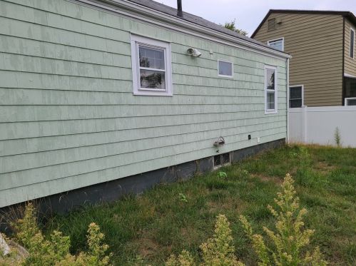 55 Edendale St, Springfield, MA 01104 exterior