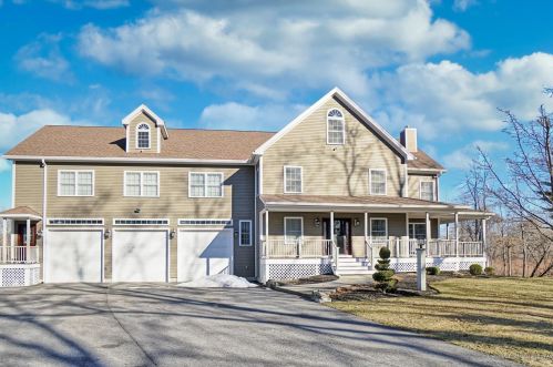 19 Miles Ave, Old-Orchard-Beach, ME 04064 exterior